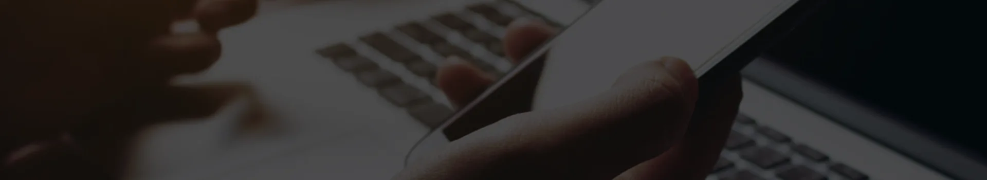 আমাদের সাথে যোগাযোগ করুন